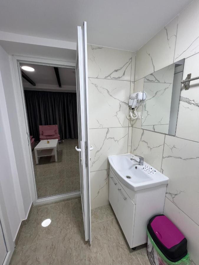 Hostel Casa Popa Nan บูคาเรสต์ ภายนอก รูปภาพ